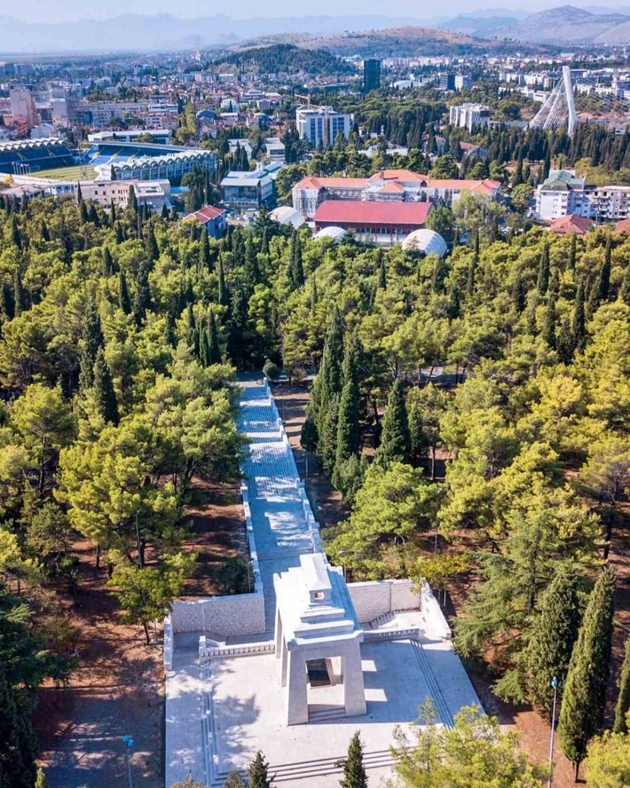 Gallery Apartment Podgorica Bagian luar foto